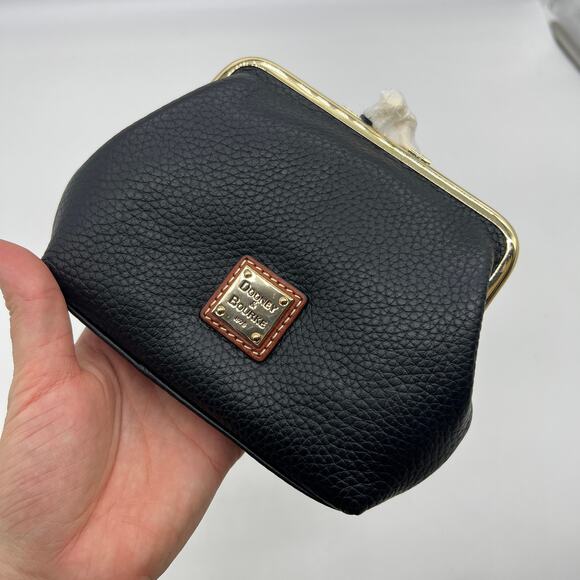 Dooney & Bourke Pebble Leather Large Framed Kisslock Wallet Black - Picture 1 of 14